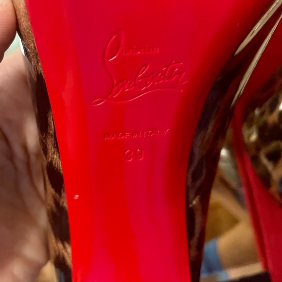 Christian Louboutin patent leather leopard peep toe heels size 39 European. - Picture 4 of 6